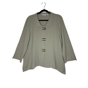 Habitat Button Up Blouse Light Olive Green Chopstick buttons Size L Casual